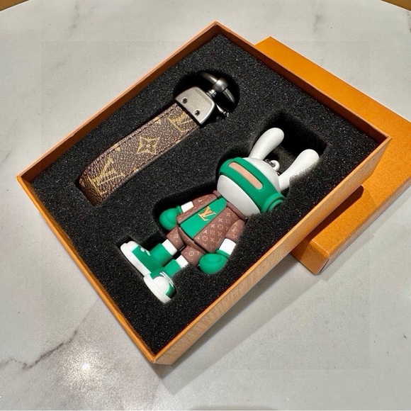 Louis Vuitton keychain or bag pendant